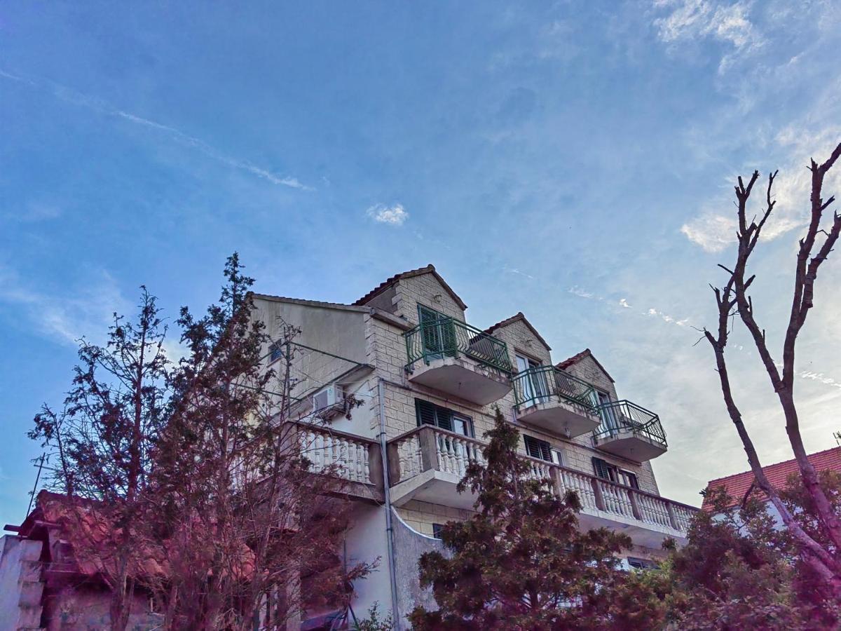 Apartments Vejo Корчула Экстерьер фото